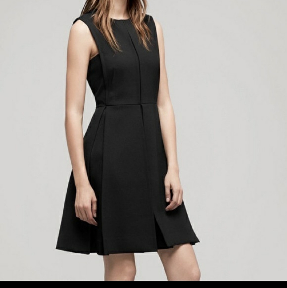 Rag & Bone LEA dress. Size 4, Fit, Flare & Pleated